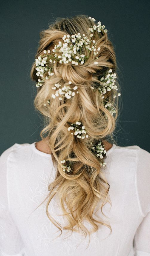 Wedding hairstyle idea; Featured Photographer: Lindsey Shaun Photography, Featured Hairstyle: Hair and Makeup by Steph