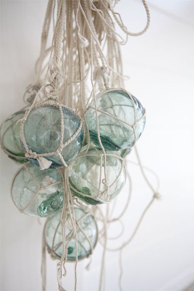 What a cute decor idea for any beachy or sea themed home! See more of us at www.facebook.com/…