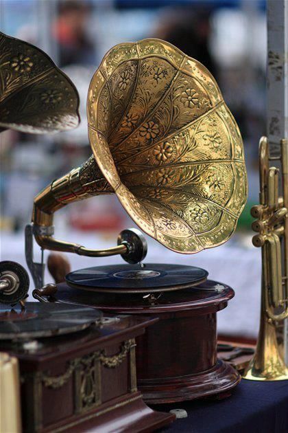 Antique Gramophone.I bet it still works….Items were made well back in the day….I would leave it the way it is, I have plenty
