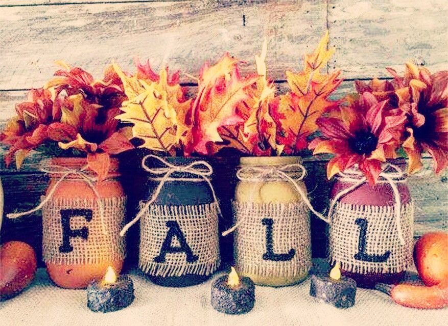 Distressed mason jars, pint or Quart sized mason jar. What a fabulous way to decorate for fall. This is for 4 rustic fall mason