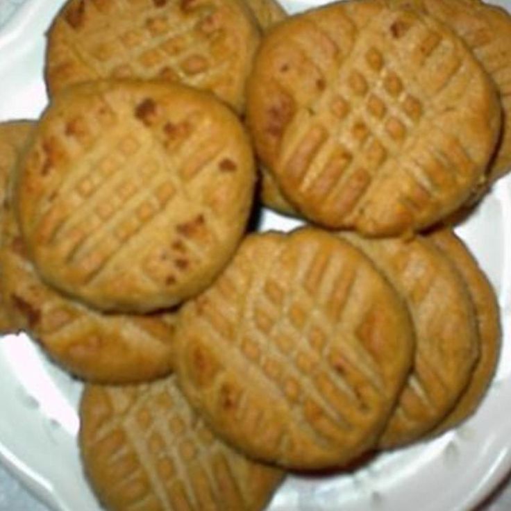 Zero carb desserts No Carb Peanut Butter Cookies “1 c natural peanut butter (or your choice) 1 large egg 1/2 c splenda (see: