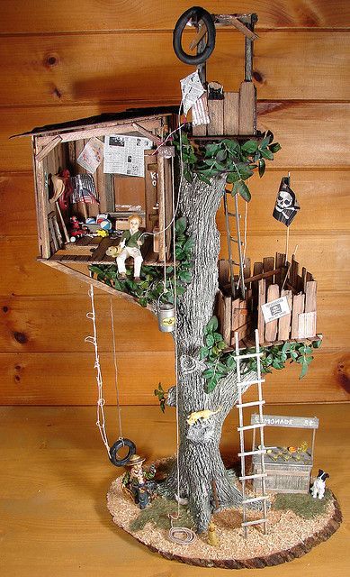 I’m definitely going to try and recreate this amazing tree house for my fairy garden