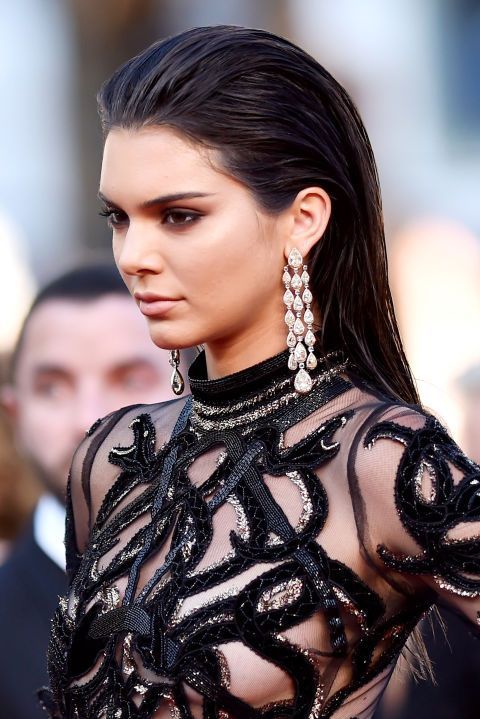 Kendall Jenner pulls off a red carpet fave – the wet, slicked back hair look.