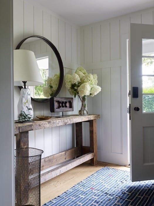 Modern Farmhouse Style has become a beautiful and natural way to incorporate a top design trend. Think an updated take on Joanna