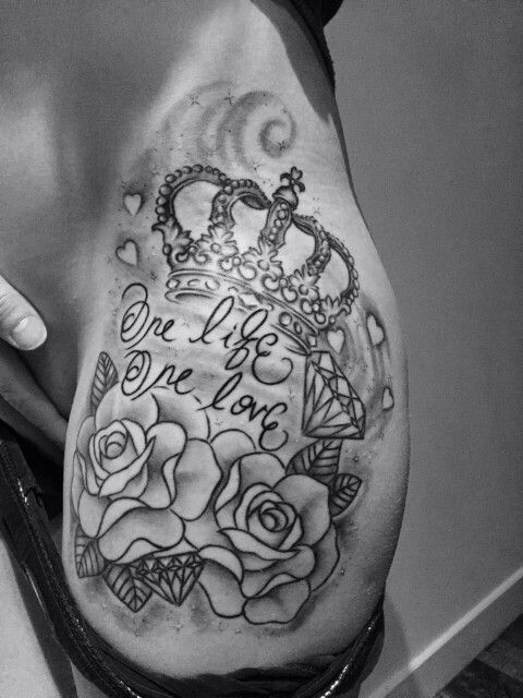 My tattoo :) finally finished. Thigh tat. Crown. Roses. Hearts. Diamonds. Princess. One life one love. Old school.