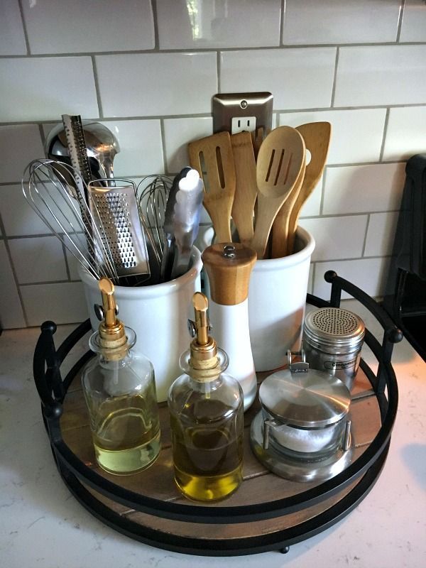 Organizing the Kitchen Counter with a simple tray