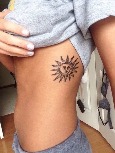 Peekaboo Ribcage – Stunning Sun and Moon Tattoo Ideas – Photos