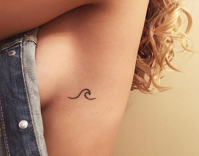 Pin for Later: 15 Tiny Tattoo Ideas That Are Insanely Sexy