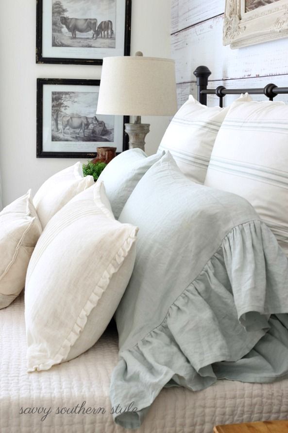 Savvy Southern Style: The Softer Shades of Summer Guest Bedroom