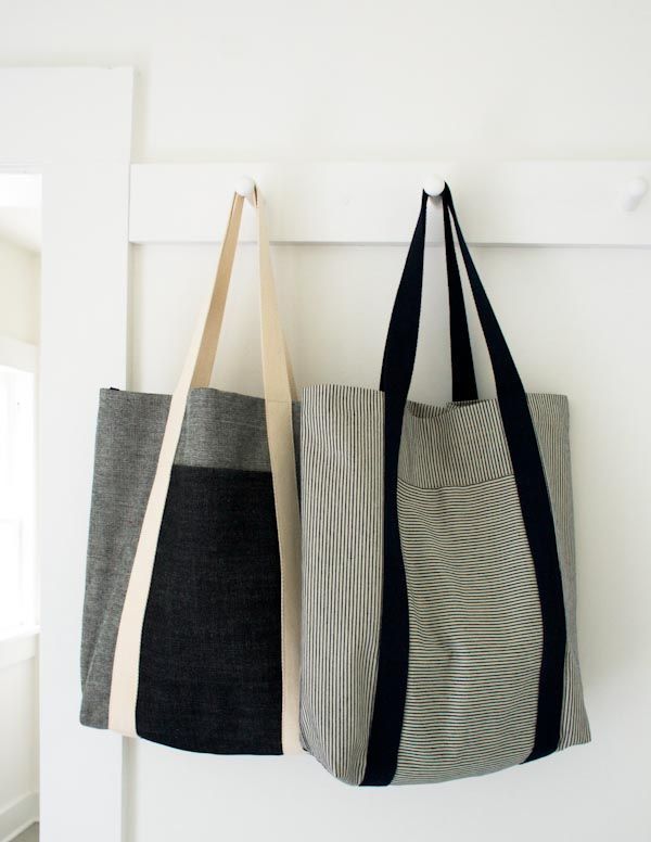 Turn dirt-hiding denim stripes and neutrals into strong, useful bags for shopping and beyond with this railroad tote tutorial!