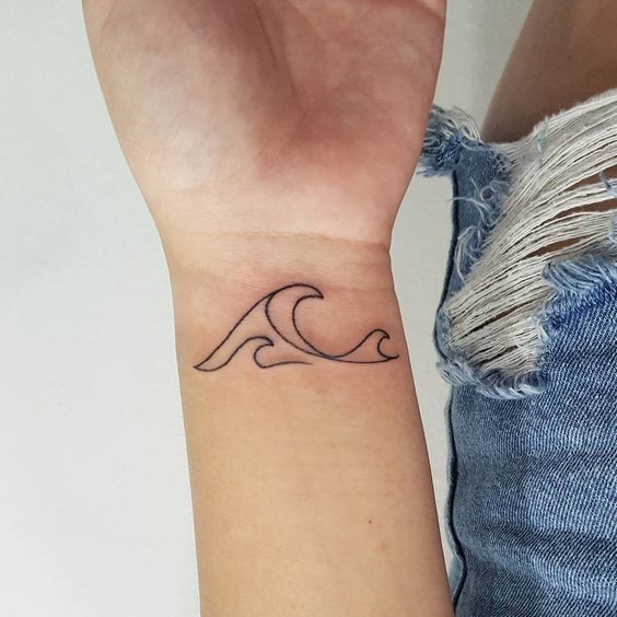 17 minimally abstract tattoos that can be your little secret