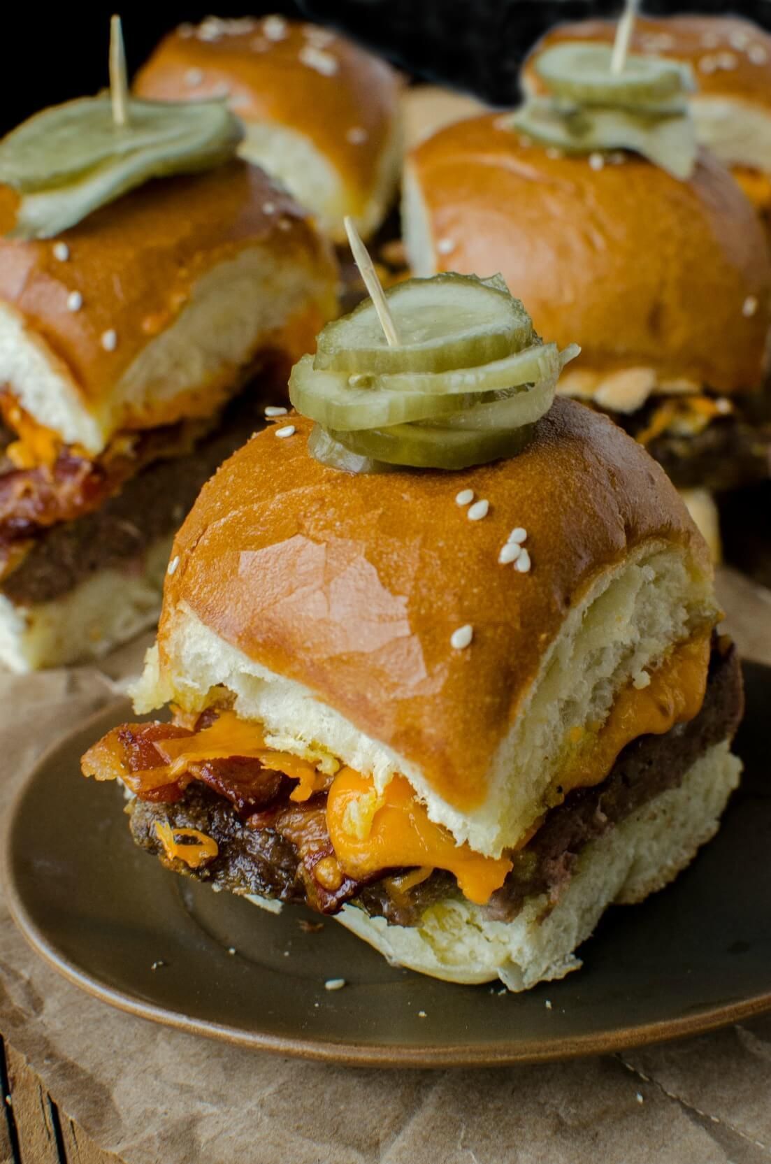 Bacon Cheeseburger Sliders are the perfect dish to share with friends at your next party. Easy and delicious.