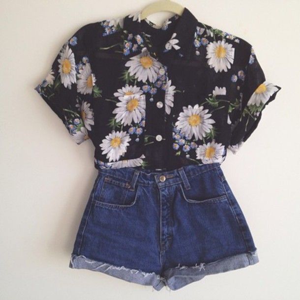 Blouse: daisy, button, 80s style, 90s style, grunge, punk, indie, girly, sleeve, rolled, button up, button up blouse, button up