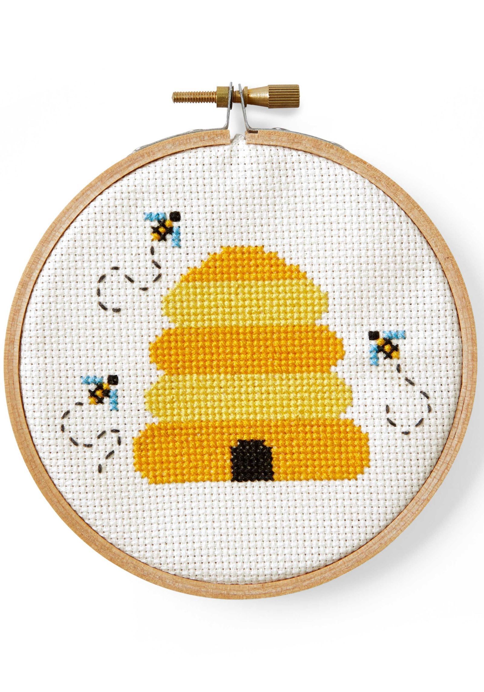 Country Living’s Free Cross-Stitch Patterns  – CountryLiving.com