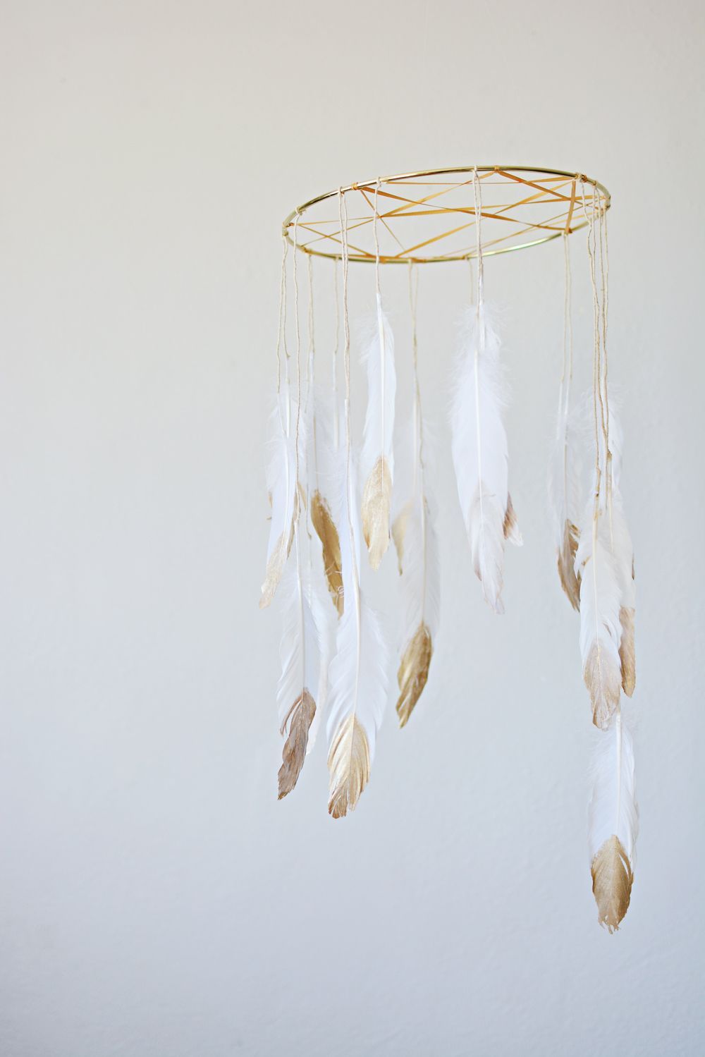 DIY Dream Catcher Mobile