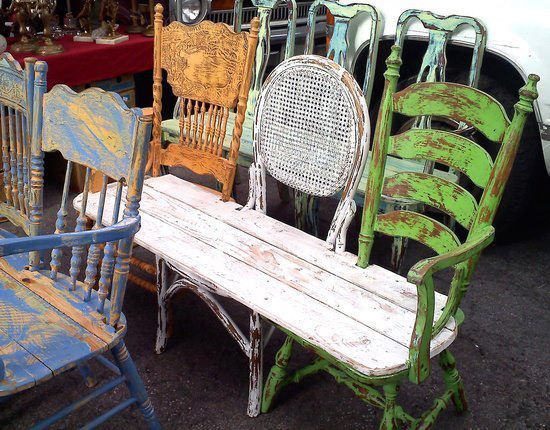 Have to hunt for 3 old chairs! Great idea for a garden bench!