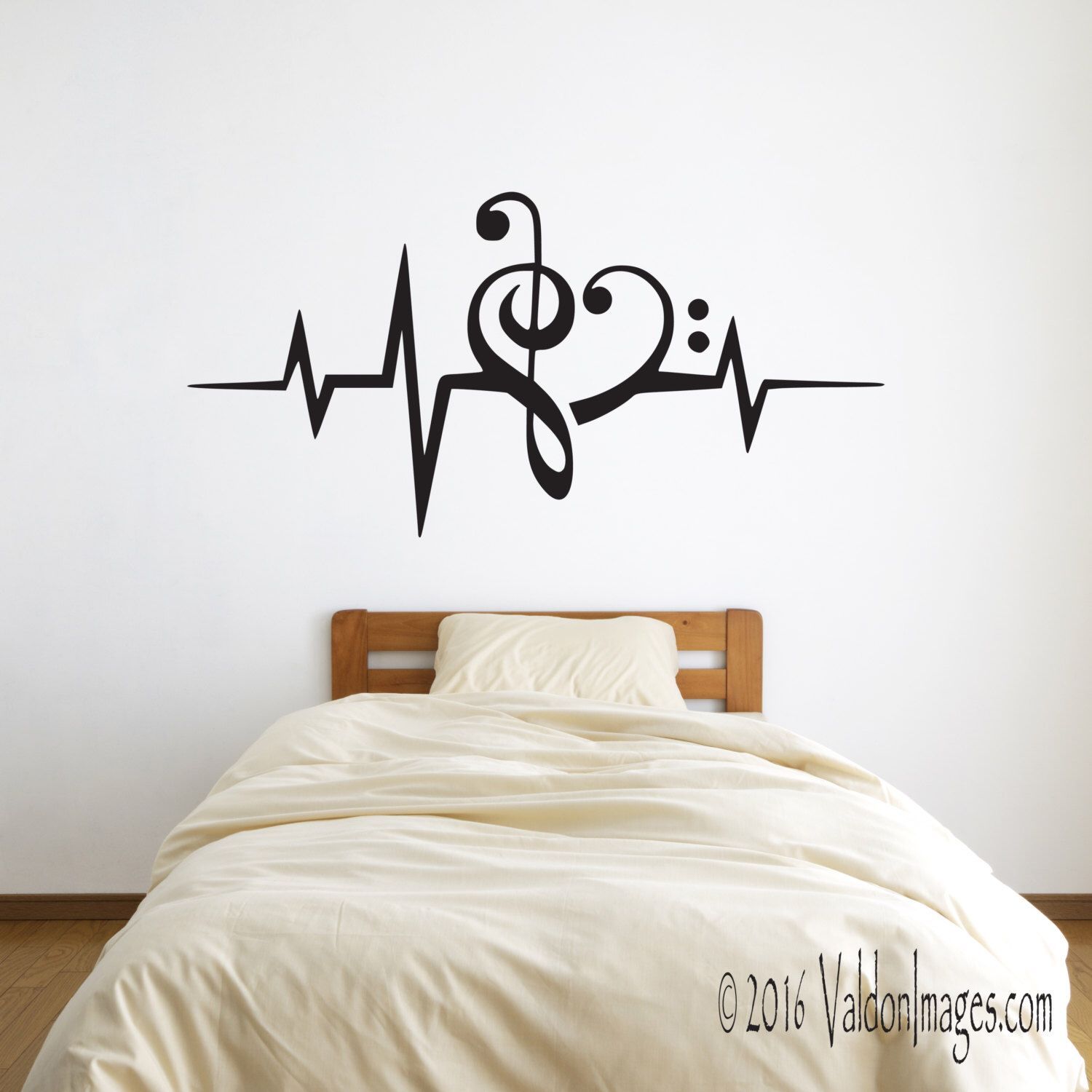 Heartbeat music note wall decal, music wall decal, dorm room decor, bedroom wall decal, living room wall decal, teen room decor,