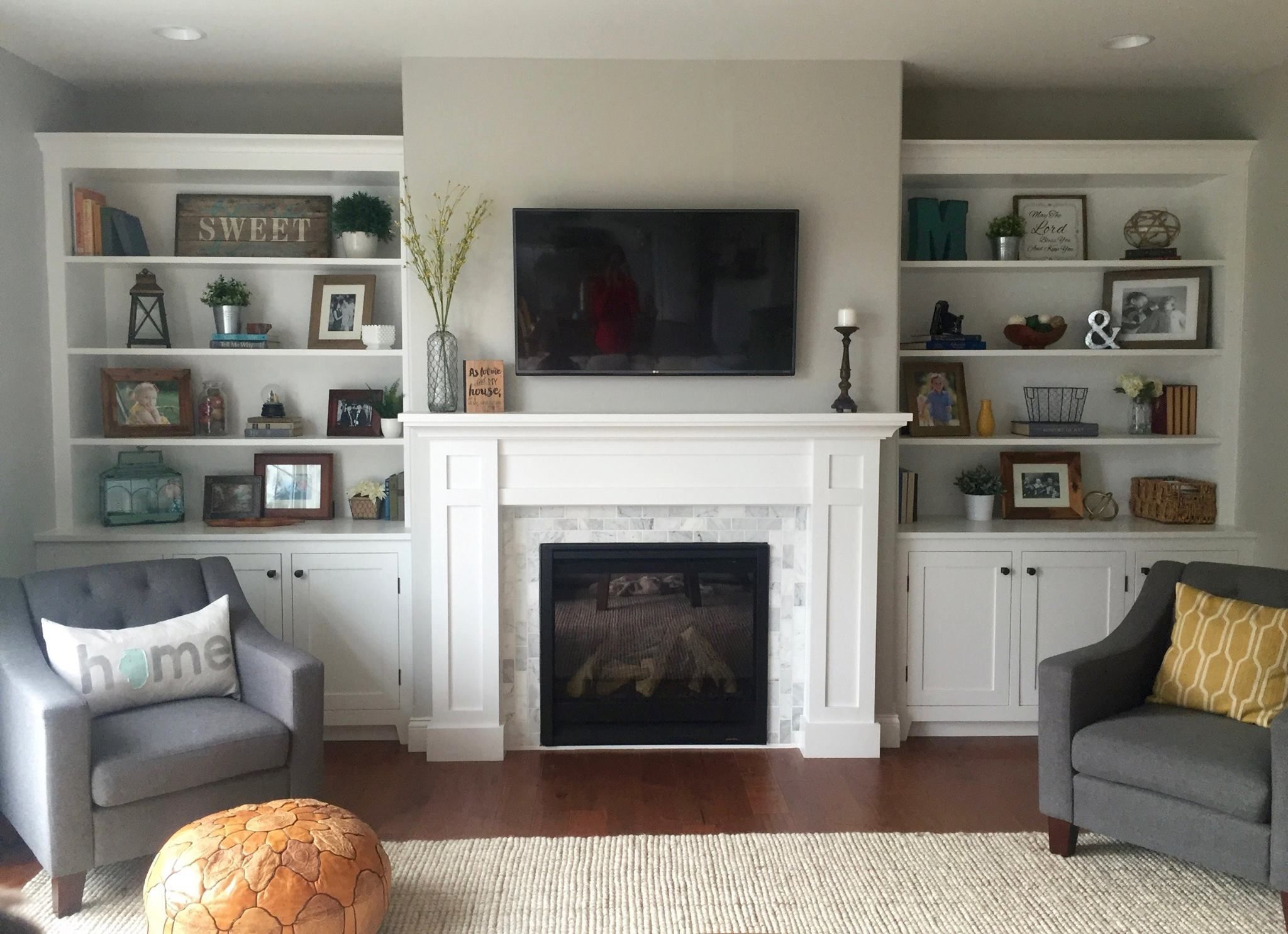 Instructions to build this fireplace mantel with built-in cabinets and bookshelves. Shaker style made out of solid poplar and