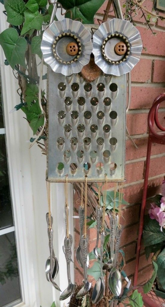 Owl Grater Wind Chime – Lots of Owl recycling photos here! Sooo cute!!