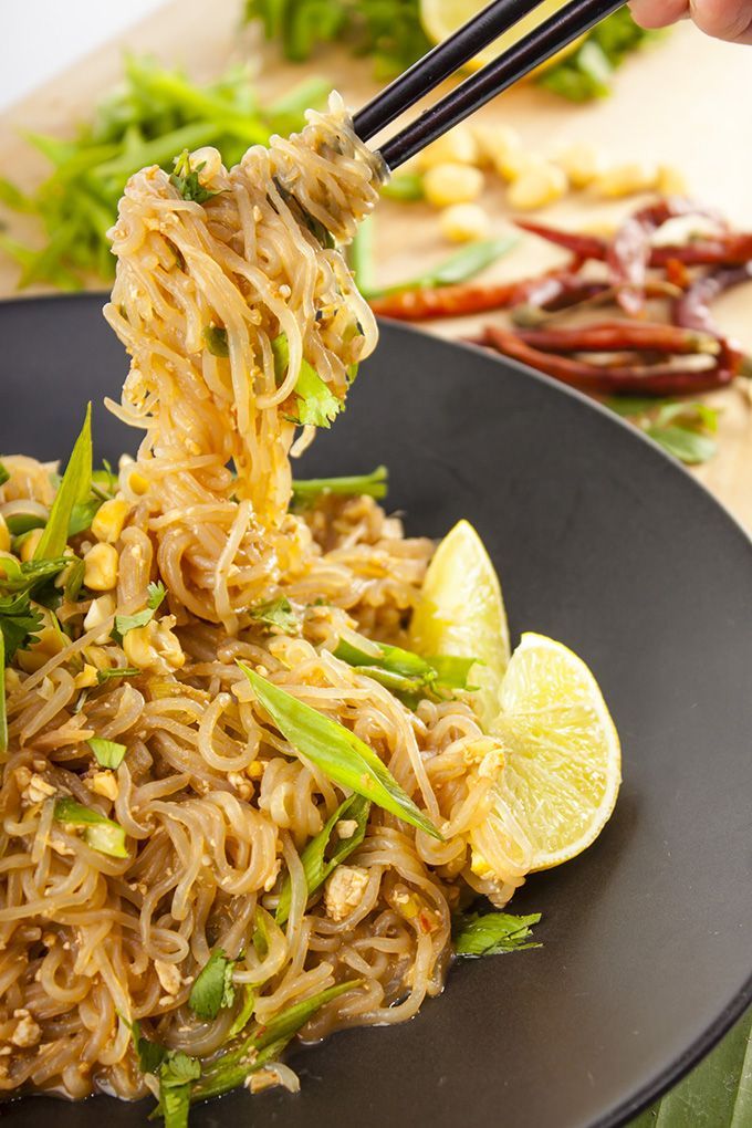 Pad Thai under 200 calories – also vegan and gluten-free