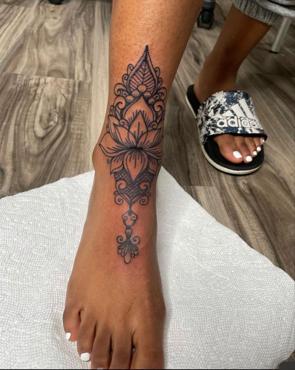 Awesome ankle tattoos for women