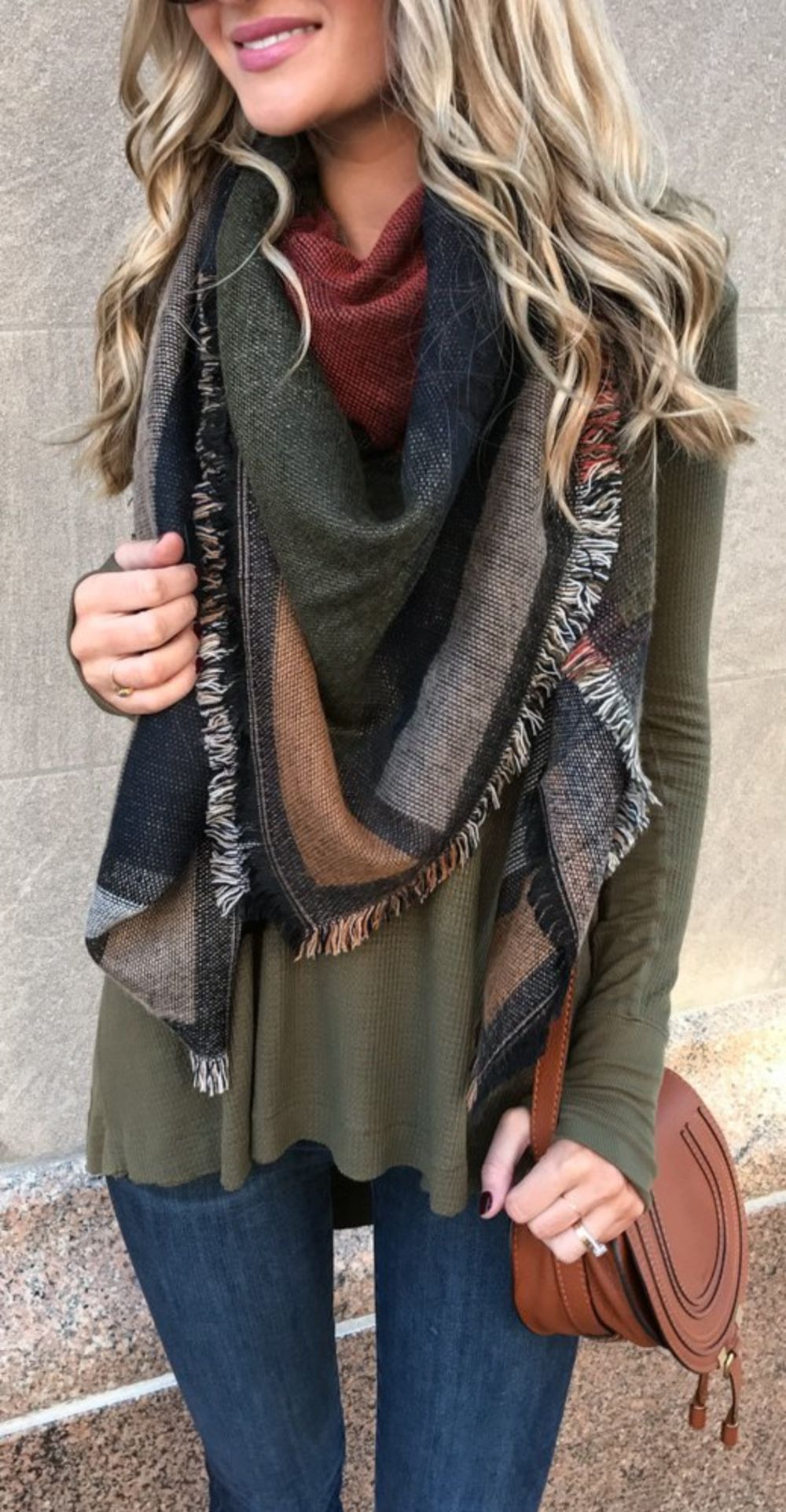 Stunning 46 Stunning Fall Outfits With Cardigan from https://www.fashionetter.com/2017/06/09/46-stunning-fall-outfits-cardigan/