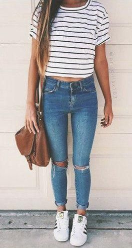 teen style. stripes + skinny jeans.
