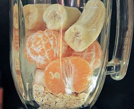 The Orange Jillius Ingredients: 2/3 cup rolled oats 4 clementine oranges peeled, seeded 2 medium banana 2 cups unsweetened