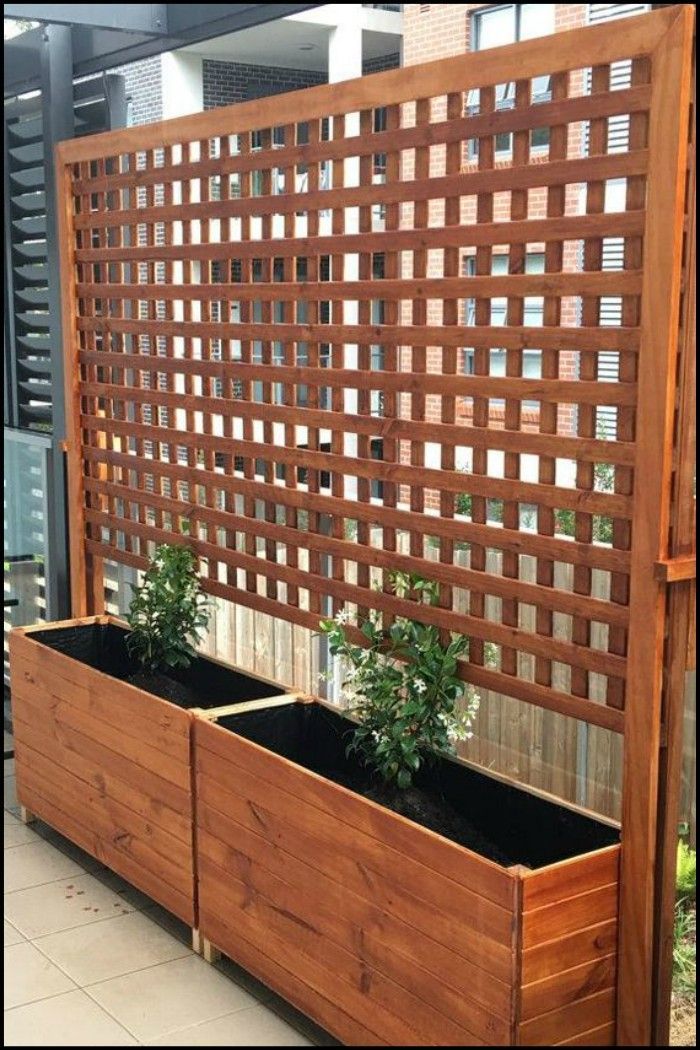 Build a Beautiful Planter With Privacy Screen You Can Put Anywhere And Exactly Where You Need it