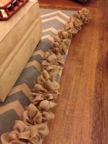 Burlap garland.. How-to! |  You could use the same method to make a wreath and just put it on a wire wreath frame