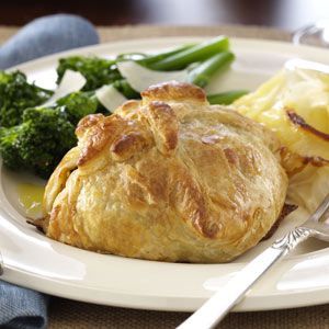 Classic Beef Wellingtons Recipe