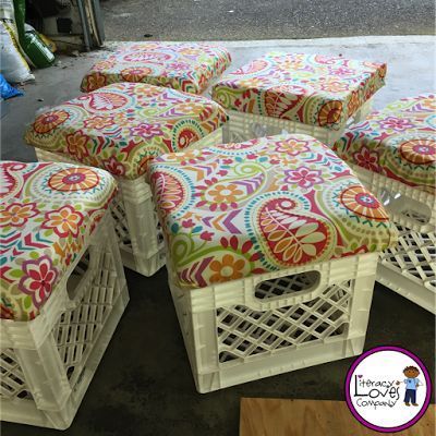 Crate stools: the perfect combination of extra seating and much needed storage.  This easy DIY project will brighten up your