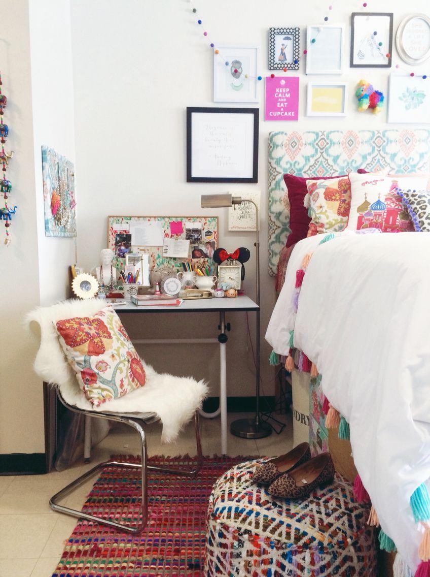 My boho-chic Anthropologie inspired dorm room at SCAD