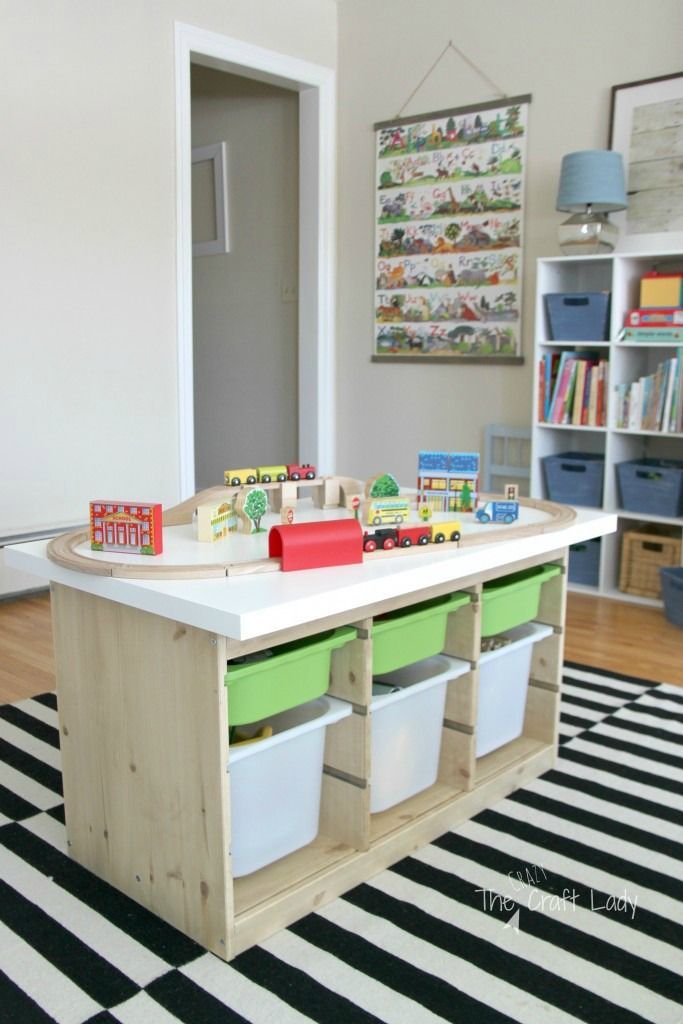 This train table using the IKEA TROFAST is a great IKEA toy storage hack. Via the crazy craft lady / www.grillo-designs.com