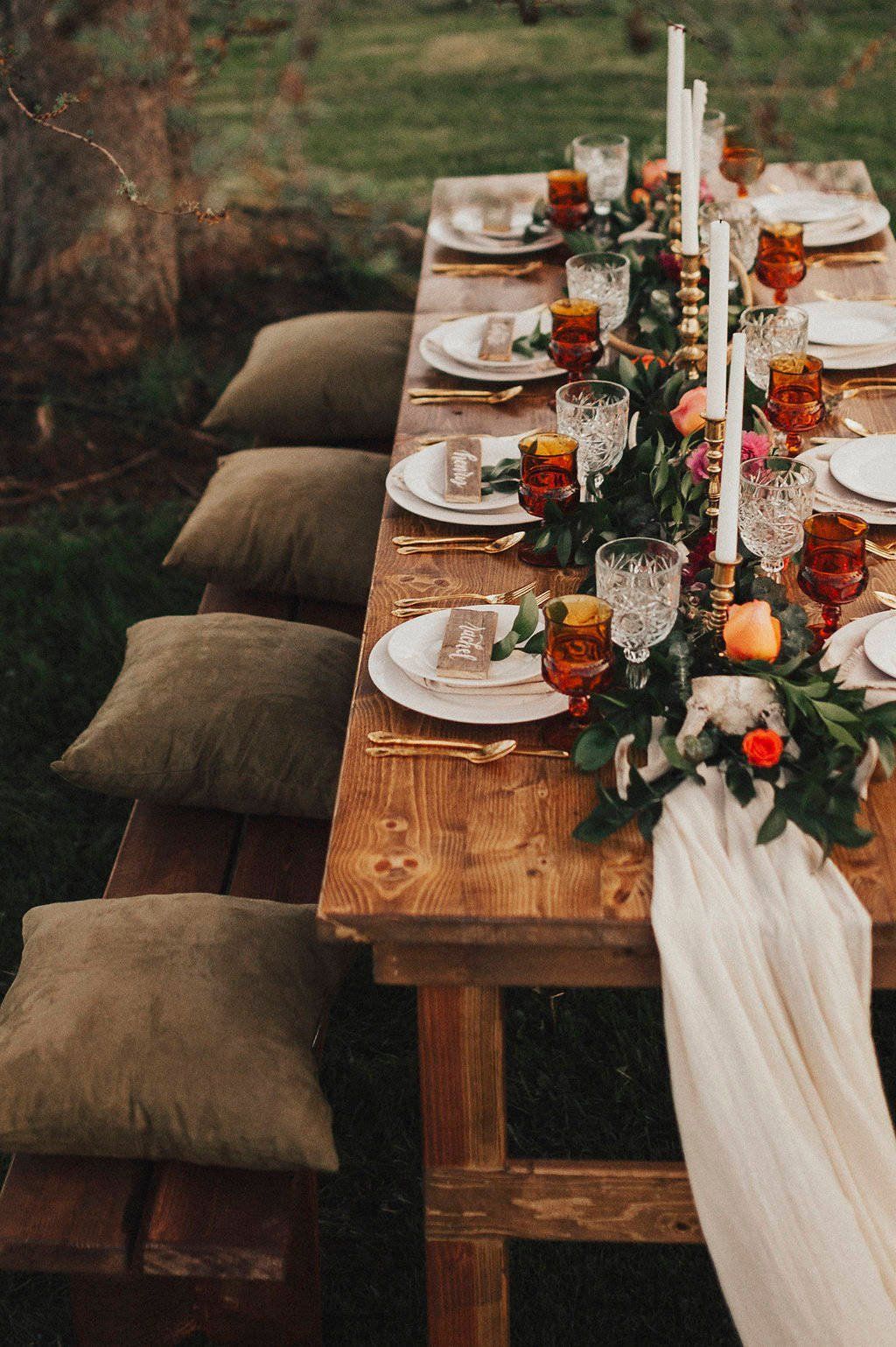So many beautiful details in this fall tablescape.