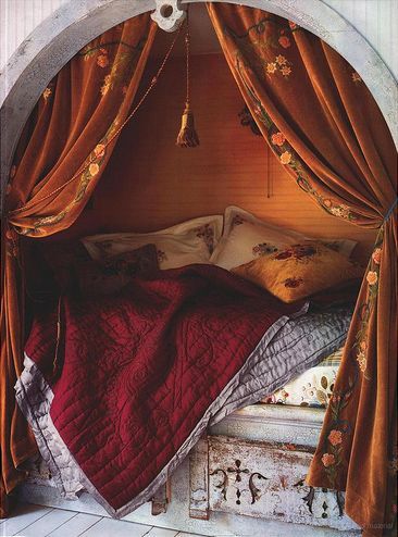 Hibernating Dreams: Alcove Beds -   22 gypsy style home
 ideas