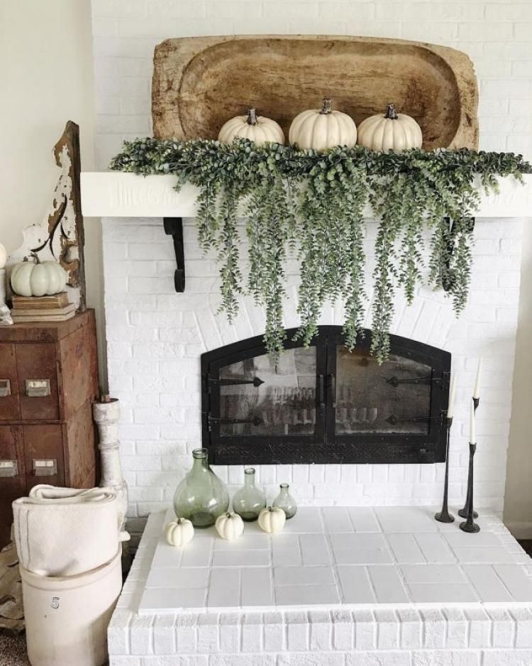 90+ Cozy Rustic Fall Mantel Decoration Ideas You Can Apply For Your Living Room - Page 13 of 92 -   24 apartment fireplace decor ideas