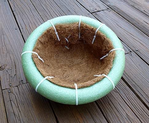 Floating Island for pond tutorial - Tip - a better and cheaper float would be a pool noodle from the dollar store. -   25 floating garden water
 ideas