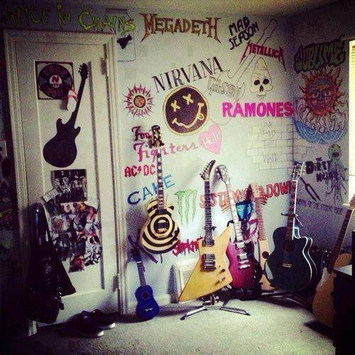 emo tumblr rooms | tumblr_mqvi17fKPQ1su0komo1_500.jpg -   25 rock style room
 ideas