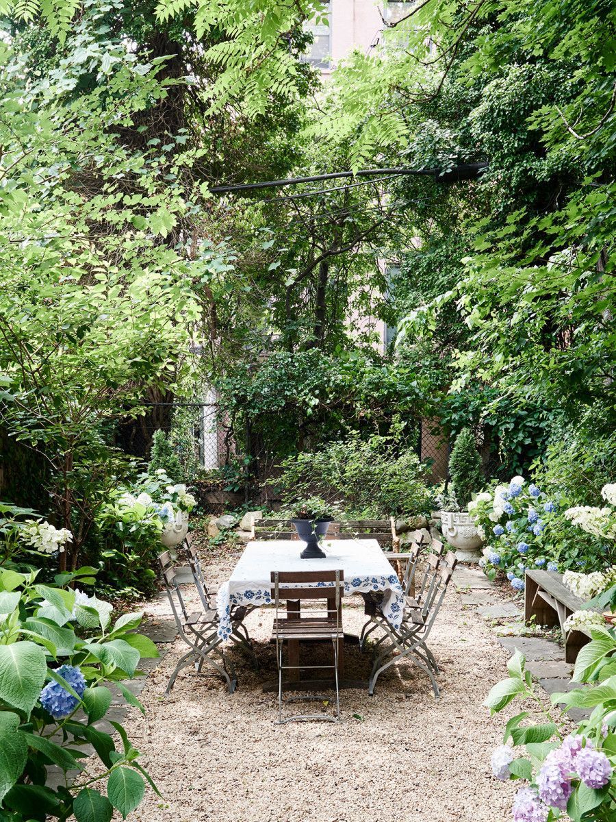Jeremyville and Megan Mair -   21 lush courtyard garden
 ideas