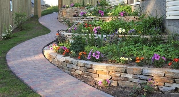 25 Beautiful Hill Landscaping Ideas and Terracing Inspirations -   22 garden beds on a hill
 ideas