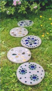 How to Make Garden Stepping Stones With Quikrete -   24 garden steps fun
 ideas