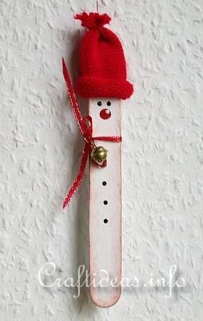 Christmas Craft Idea for Kids - Craft Stick Winter Snowman 2 -   24 popsicle stick snowman
 ideas