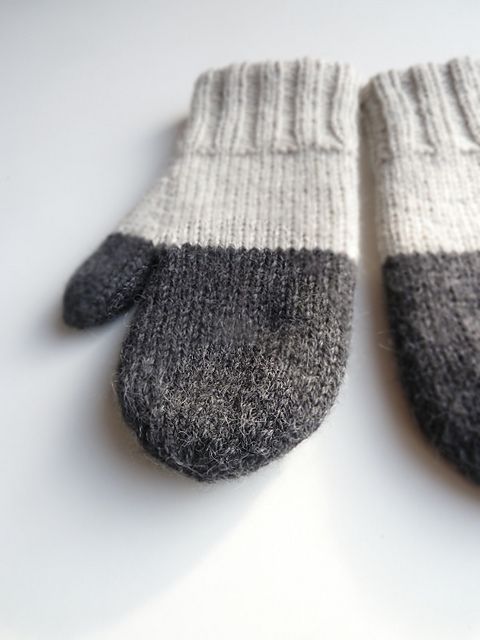 Ravelry: my take on this classic pattern -   24 winter crafts mittens
 ideas
