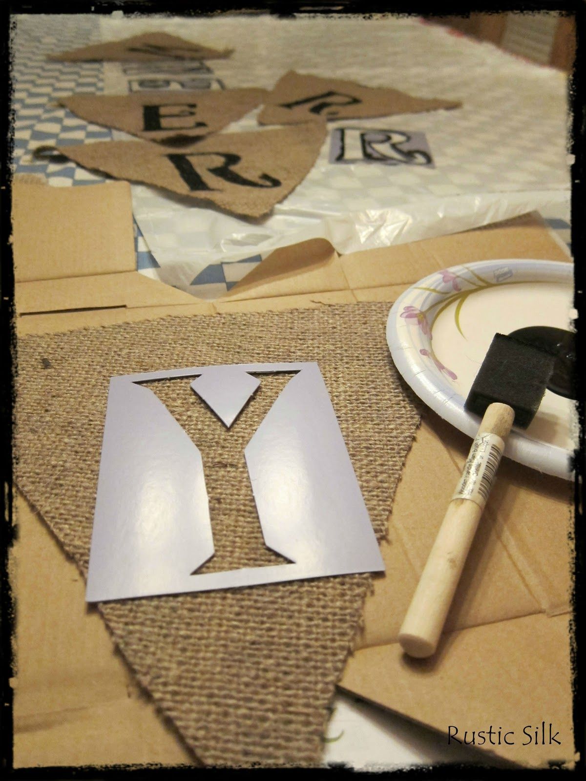 DIY bunting (stencils from walmart) -   25 diy christmas banner
 ideas