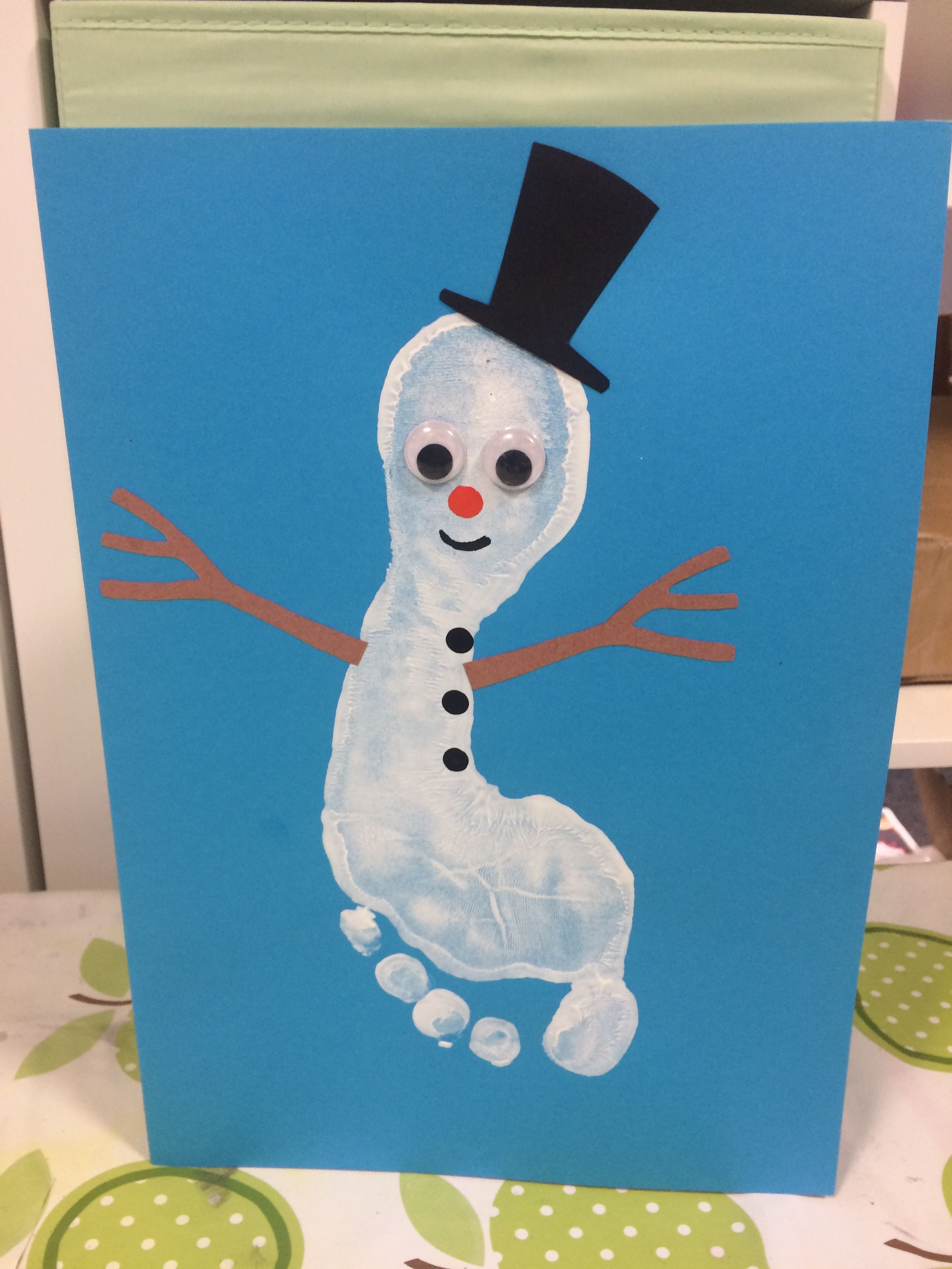 Footprint Snowman Winter Craft -   Search Results    snowman crafts footprint ideas