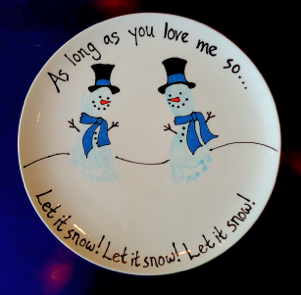 How To Tuesday: “Let It Snow” Footprint Plate -   20 snowman crafts footprint
 ideas
