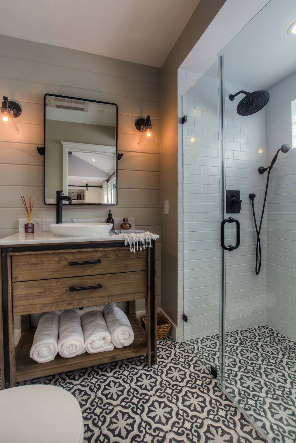 21 farmhouse style bathroom
 ideas