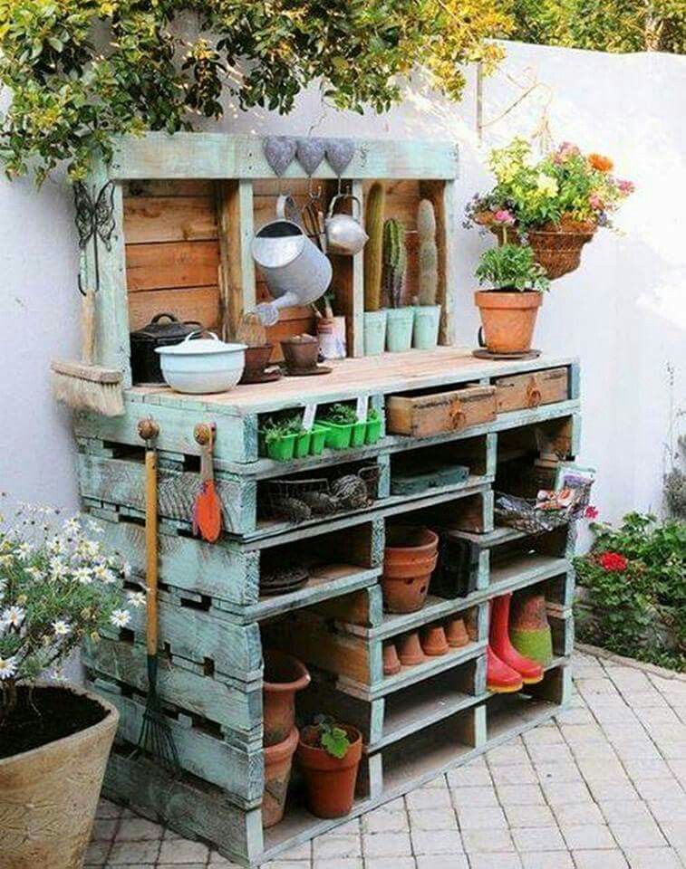 23 pallet garden decking
 ideas