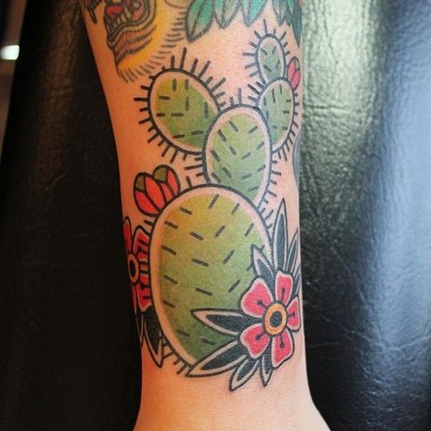 Cactus With Flowers Traditional Tattoo By Fran Massino -   23 traditional tattoo for women ideas